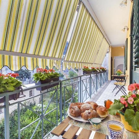 Millie Sorrento Suites ภายนอก รูปภาพ