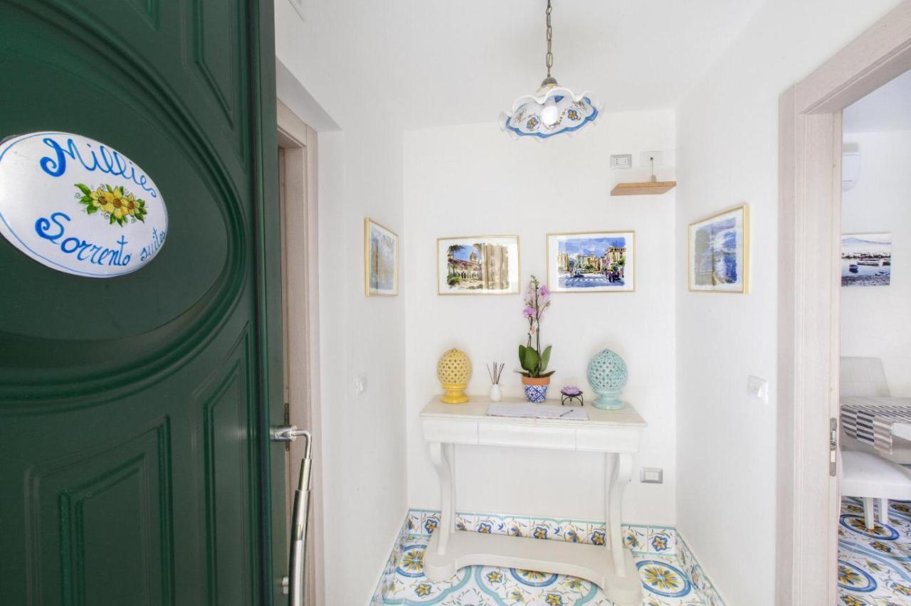 Millie Sorrento Suites ภายนอก รูปภาพ